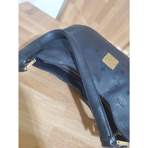 MCM Black Signature Visetos Monogram Shoulder Bag - Picture 9 of 11